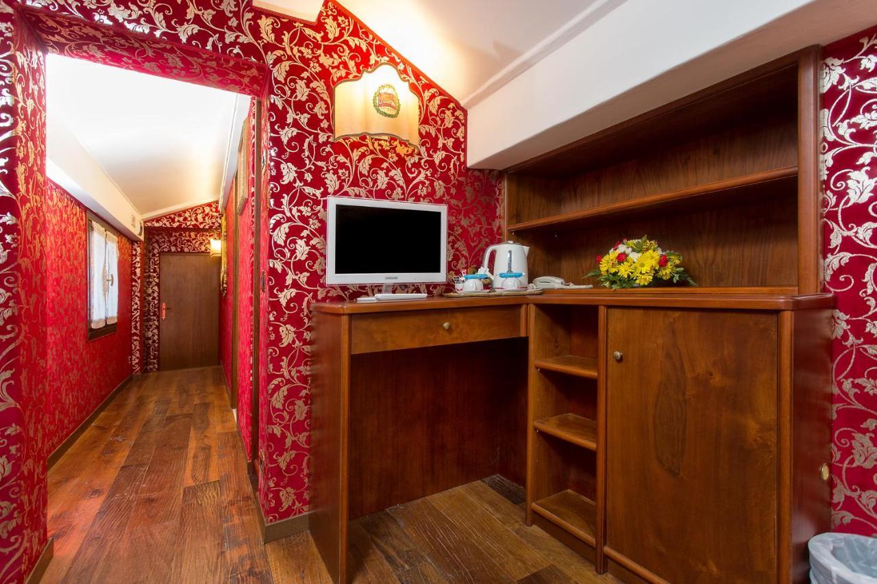 Antica Locanda Sturion Residenza D'Epoca Βενετία Εξωτερικό φωτογραφία