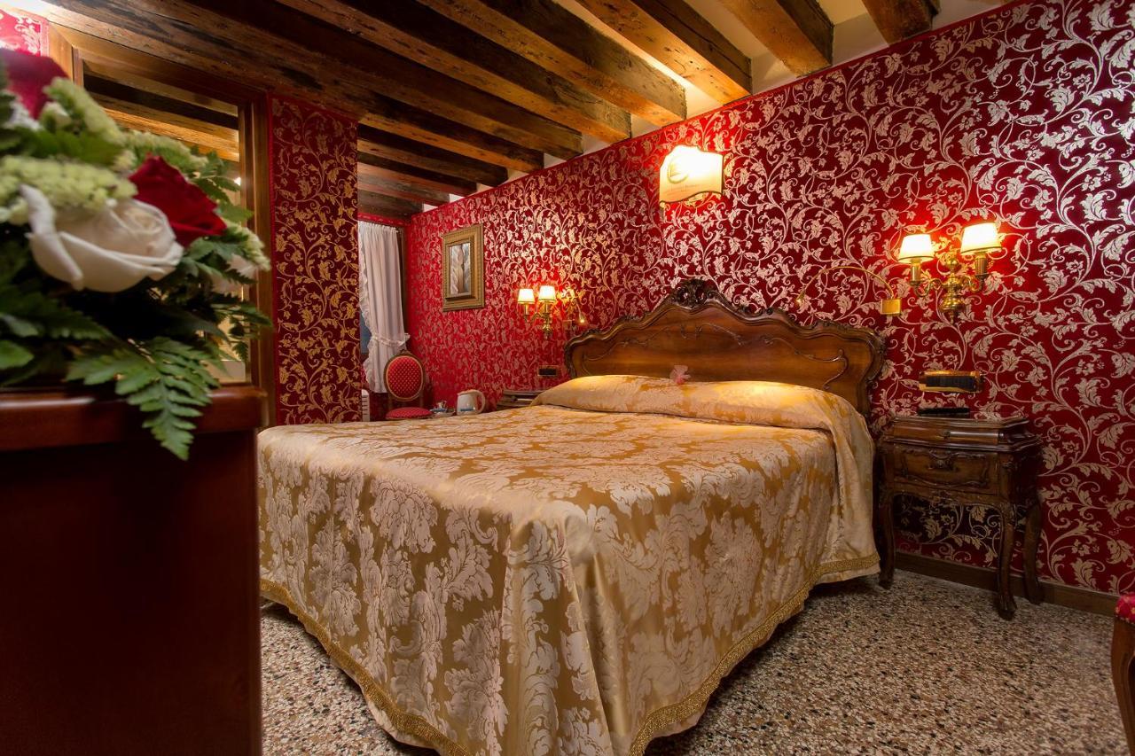 Antica Locanda Sturion Residenza D'Epoca Βενετία Εξωτερικό φωτογραφία