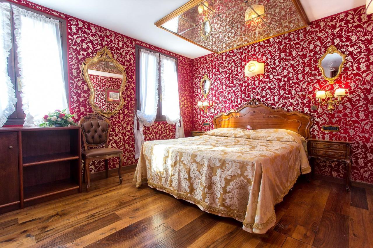 Antica Locanda Sturion Residenza D'Epoca Βενετία Εξωτερικό φωτογραφία